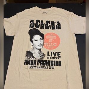 Official Selena tour T-Shirt